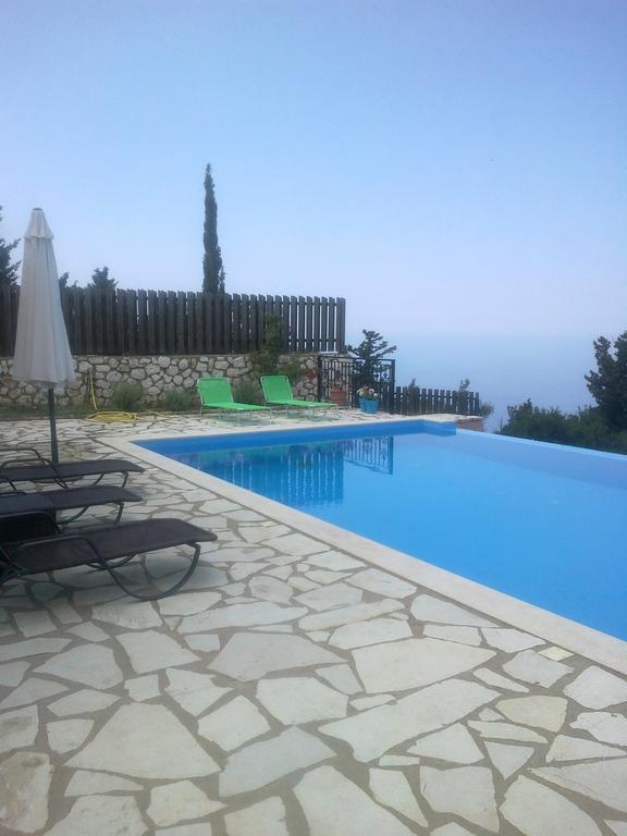 Harmony And Horizon Villas Athánion Exterior foto